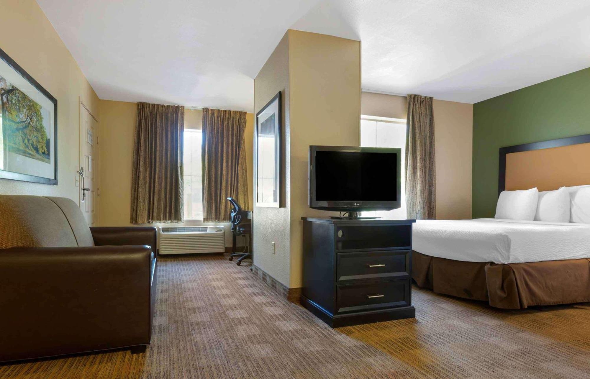 Extended Stay America Suites - Phoenix - Chandler - E Chandler Blvd מראה חיצוני תמונה