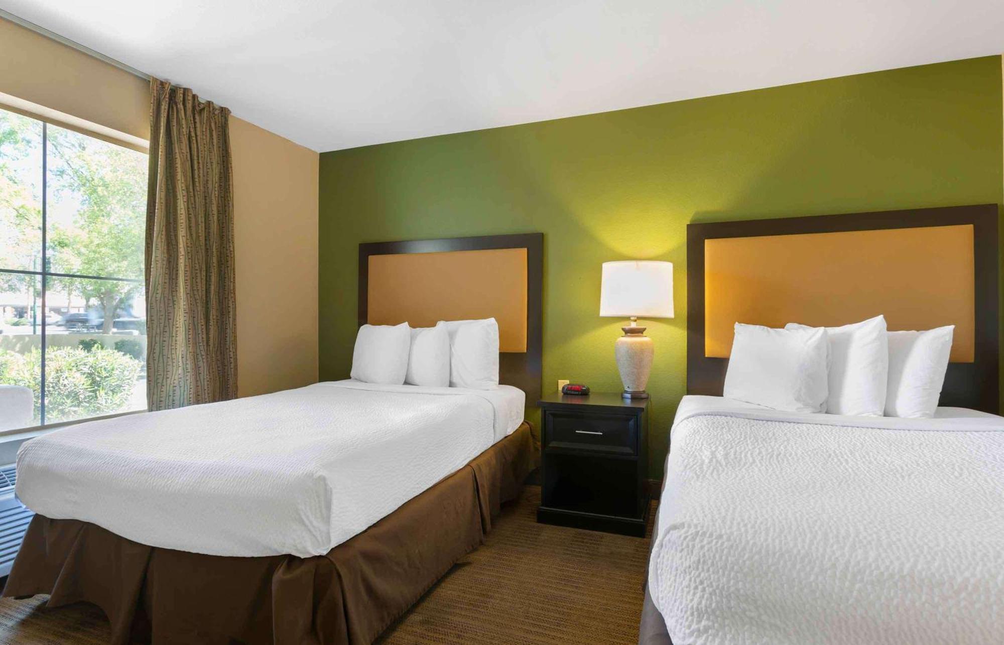 Extended Stay America Suites - Phoenix - Chandler - E Chandler Blvd מראה חיצוני תמונה