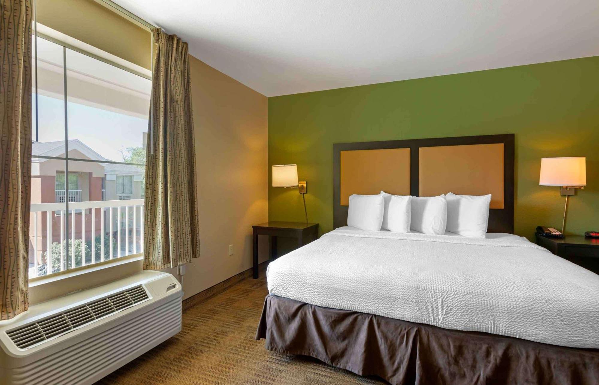 Extended Stay America Suites - Phoenix - Chandler - E Chandler Blvd מראה חיצוני תמונה