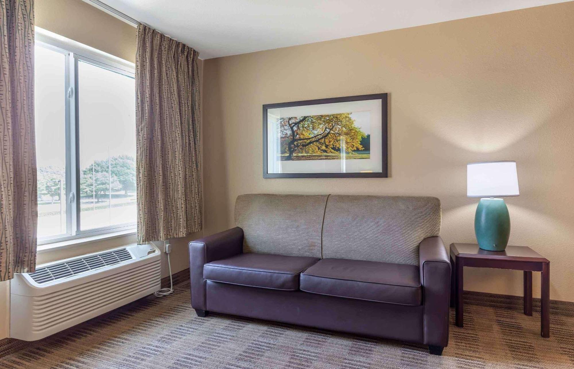 Extended Stay America Suites - Phoenix - Chandler - E Chandler Blvd מראה חיצוני תמונה