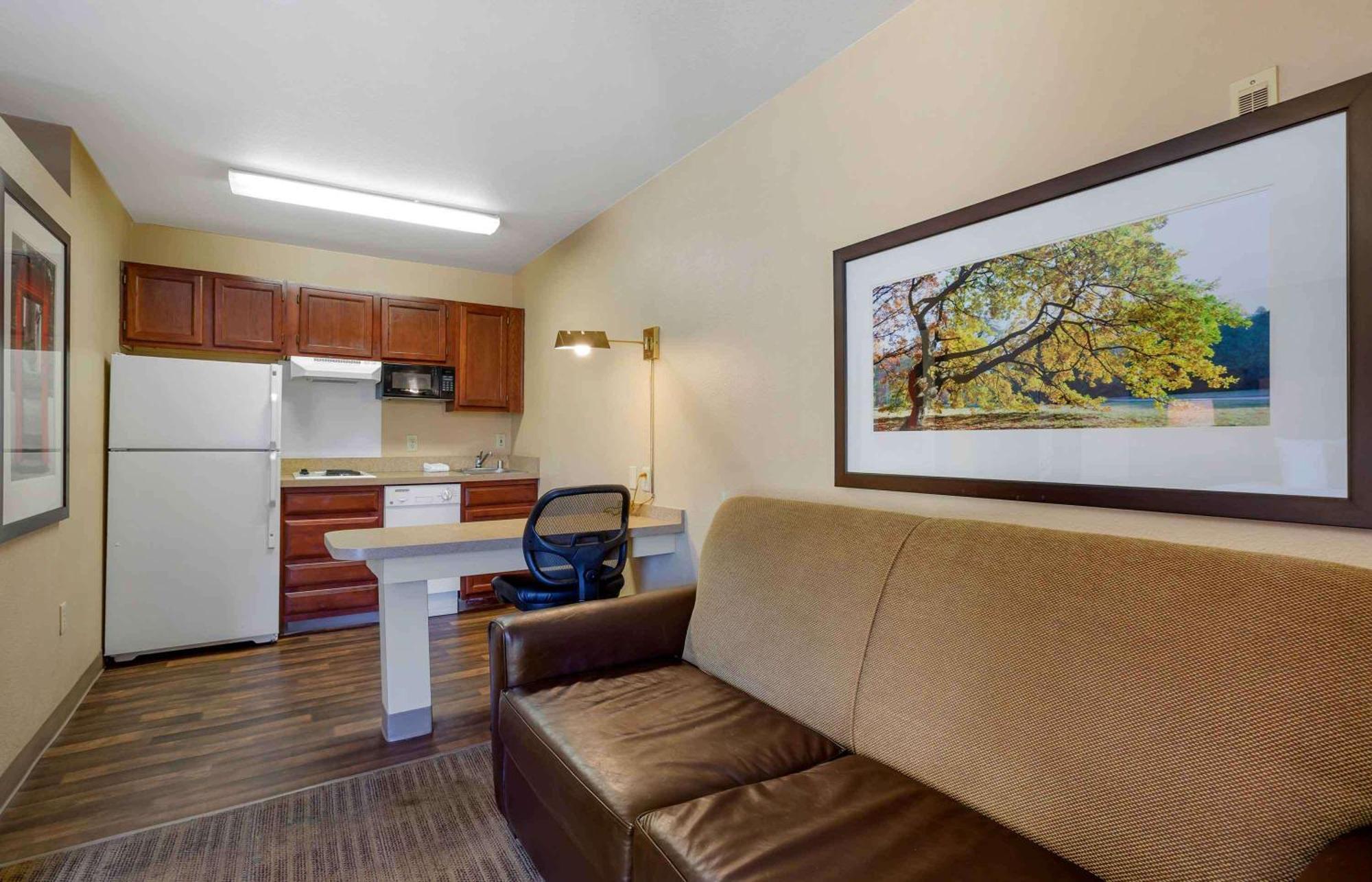 Extended Stay America Suites - Phoenix - Chandler - E Chandler Blvd מראה חיצוני תמונה