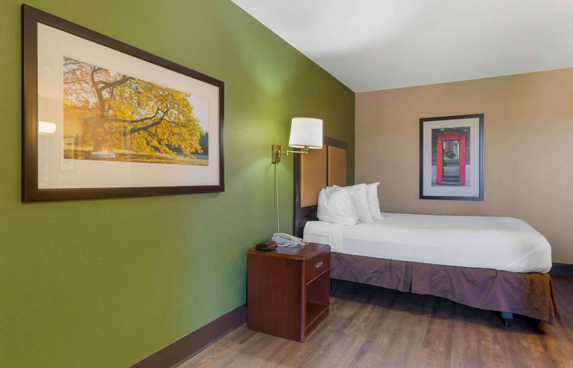 Extended Stay America Suites - Phoenix - Chandler - E Chandler Blvd מראה חיצוני תמונה