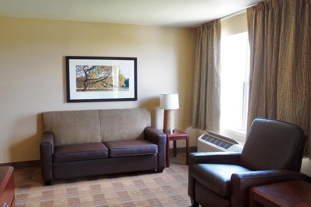 Extended Stay America Suites - Phoenix - Chandler - E Chandler Blvd מראה חיצוני תמונה