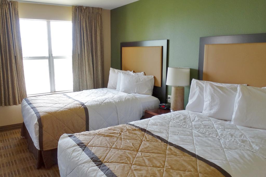 Extended Stay America Suites - Phoenix - Chandler - E Chandler Blvd מראה חיצוני תמונה